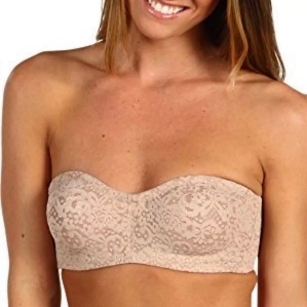 Wacoal Strapless Lace Bra
Size 34B